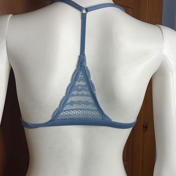 Victoria’s Secret Bralette Small Blue Lace - Picture 2 of 6